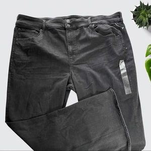 NWOT AEO high rise artist flare jeans 24 (jk14)